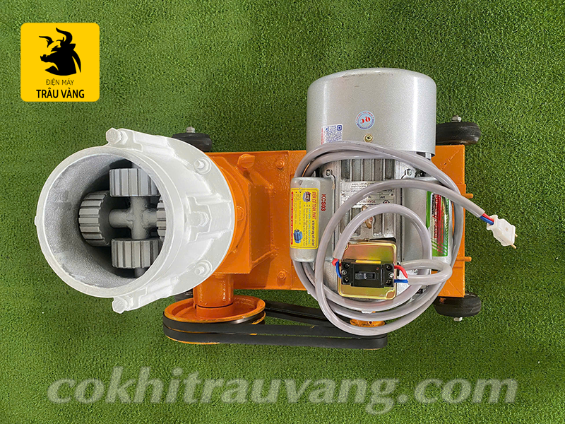 Mua máy ép cám viên S180 4 lô cần chú ý những điều gì? 